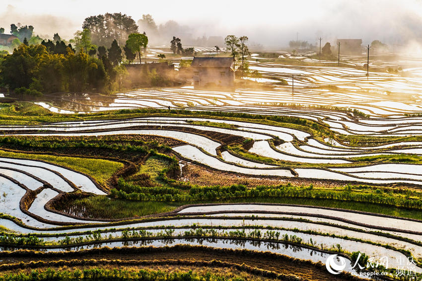 4��12�����ؑc���ϴ��^(q��)ʯϪ�(zh��n)�}�����������F�@�����ɾ���������z