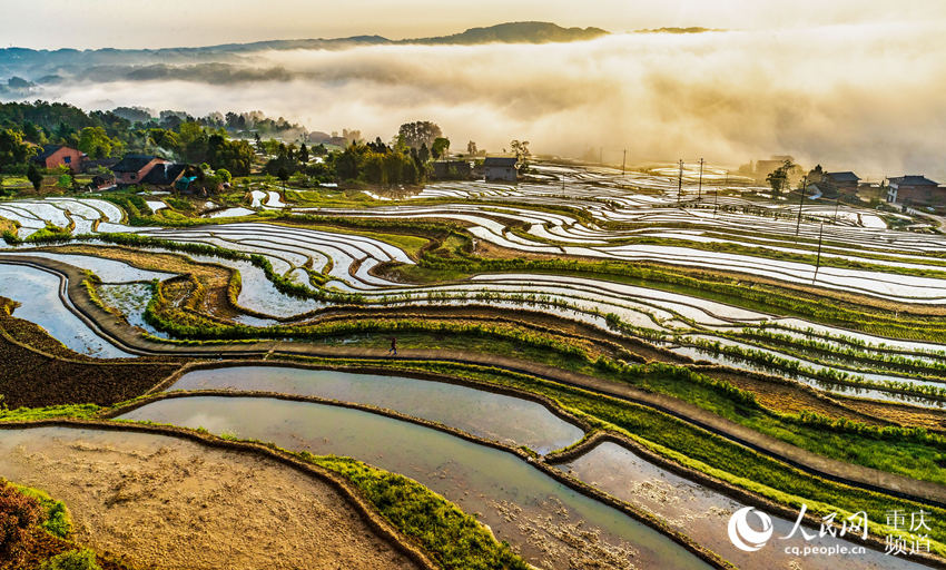 4��12�����ؑc���ϴ��^(q��)ʯϪ�(zh��n)�}�����������F�@�����ɾ���������z