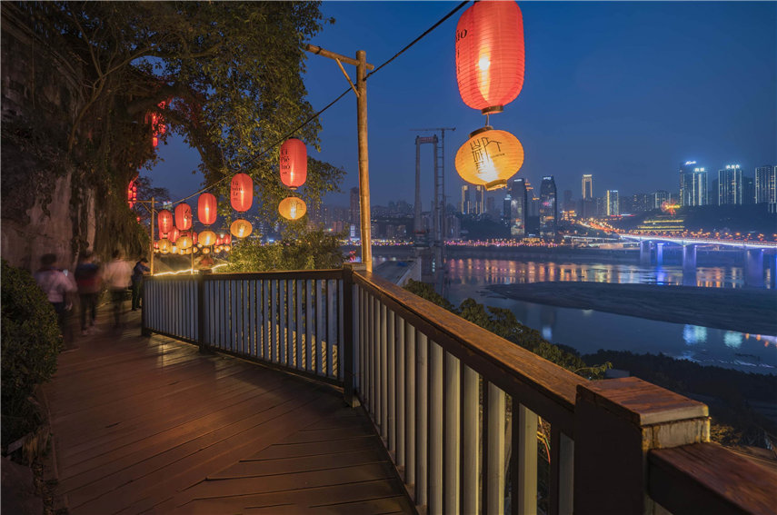 �{���h(yu��n)�����L���ϰ��L(f��ng)��M���۵ס� �S�M(j��n)�z