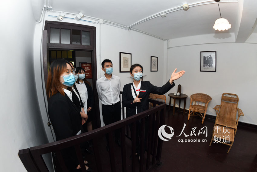 �ο����څ��^���u���z