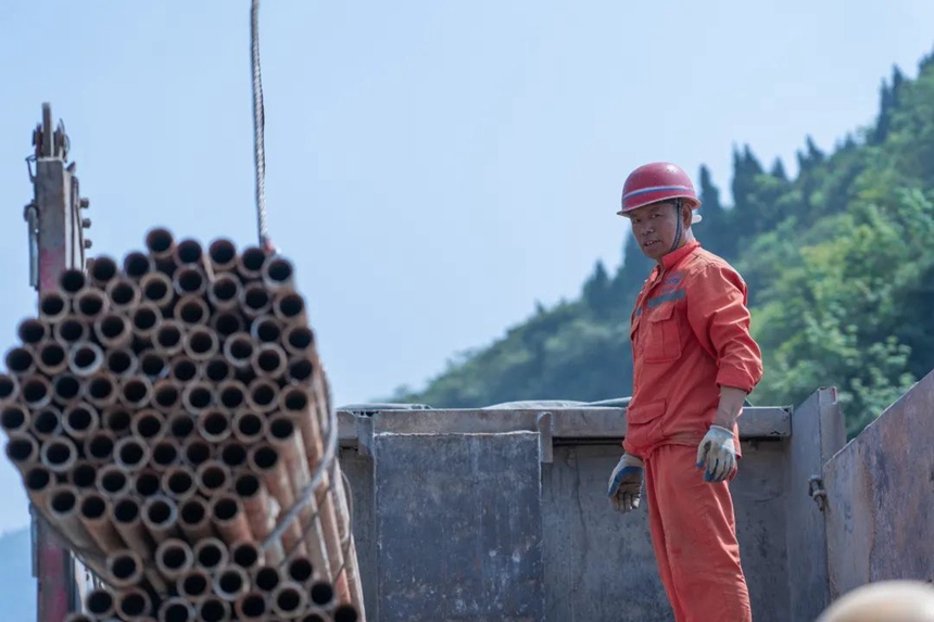 ���˂�������Σ�U(xi��n)���ڴ�ɽ�Ϲ��������깤��(w��)�ι��D