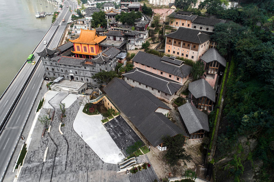 �ؑc�ʌm�������w�o(j��)���^���ϰ��^(q��)�Ļ�����ί���D