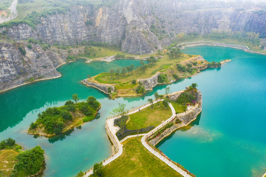 �ɏU���Vɽ�Ľ��ɵ��~�ɽ�Vɽ���@���u���z