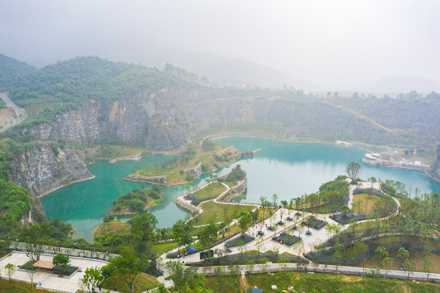 �ɏU���Vɽ�Ľ��ɵ��~�ɽ�Vɽ���@���u���z