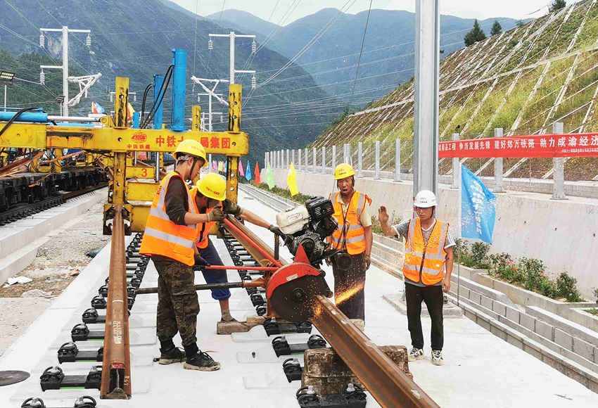 �����ڌ��܉�M���и����Y�����z