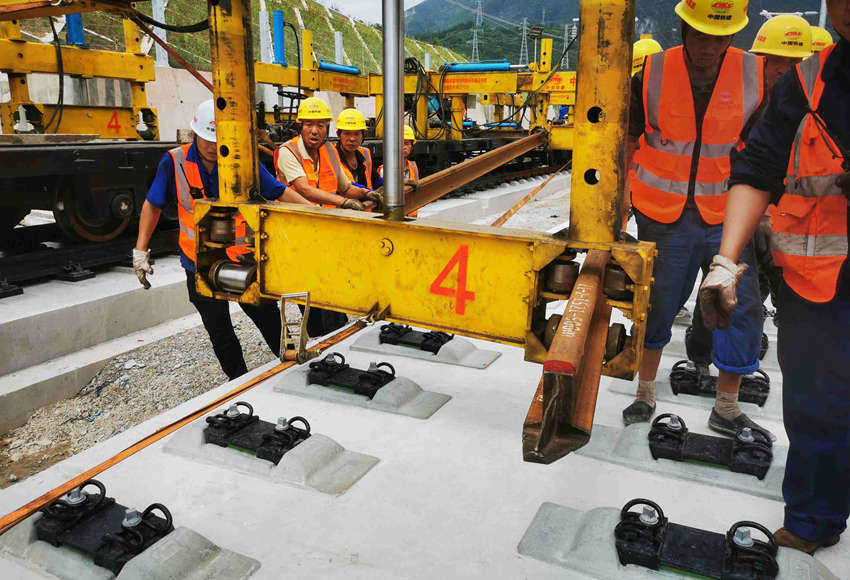 ���������M���܉䁼ܡ��Y�����z