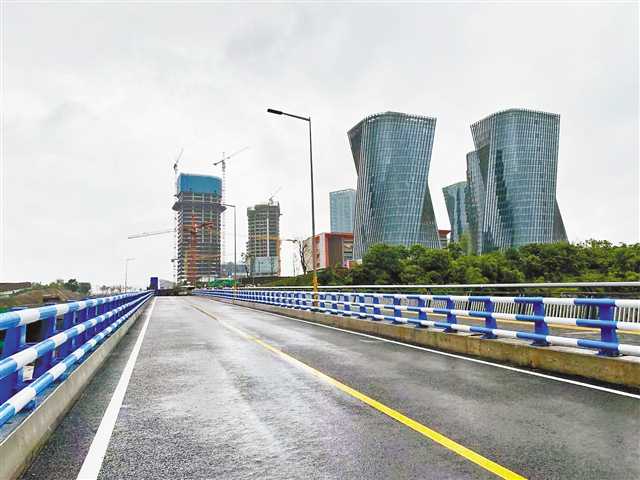 ���Ҕ�(sh��)��(j��)�Ȑ��۴���ҷ�ͨ܇