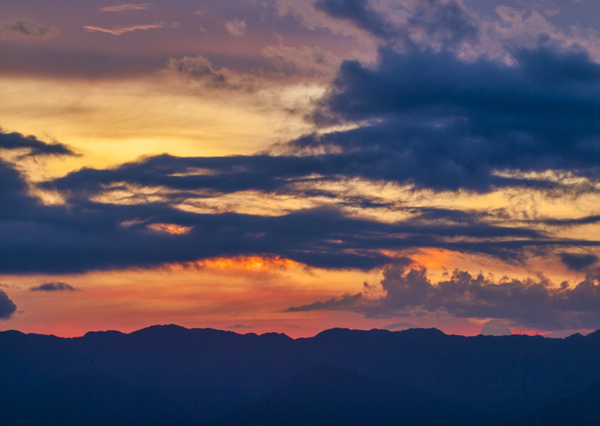 �����f����ճ��F(xi��n)�������ϼ����݉��^����ӭ���z