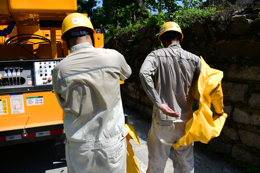 �����������W(w��ng)�ؑc����T���_չ������I(y��)��ˮ��͸�˺�������ȫ�z