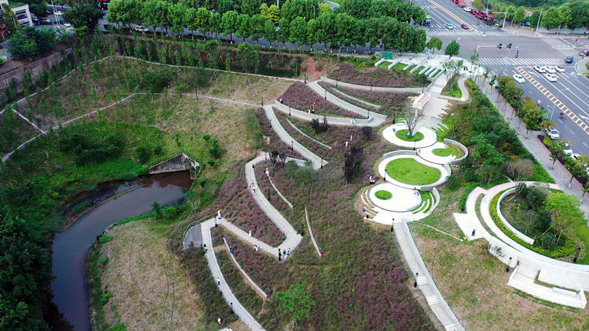 ���պӹ��@ɽˮ�g���^���Y�J�z