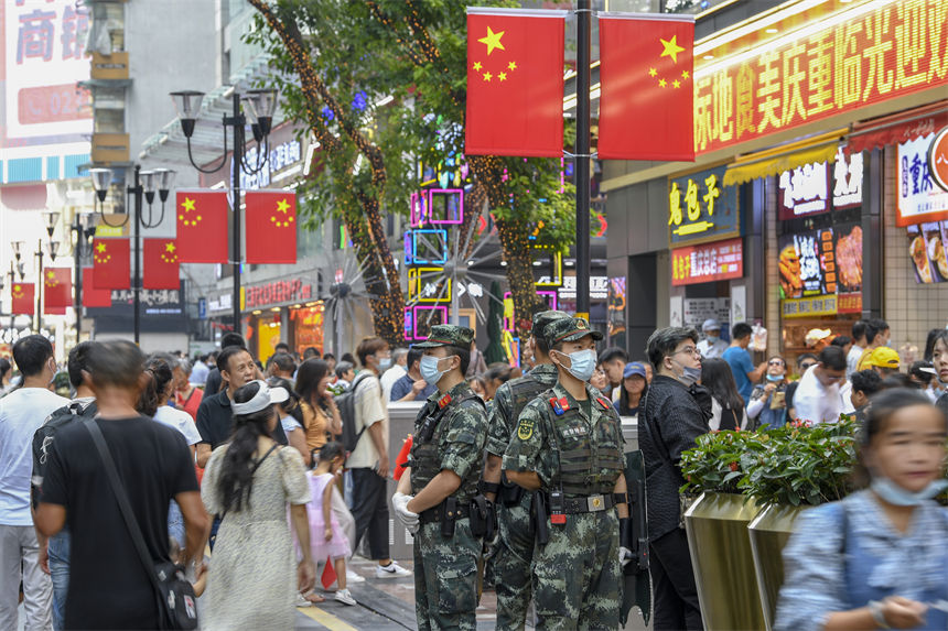 �侯�ؑc���(du��)��(zh��)�ڵڶ�֧�(du��)�ٱ��ڽ�ű���һ�V��(ch��ng)�M(j��n)�ж��c(di��n)�������º鳬�z