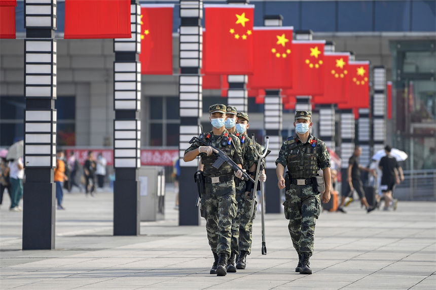 �侯�ؑc��ꠈ�(zh��)�ڵڶ�֧꠹ٱ������ؑc��վ�M(j��n)�����bѲ߉���º鳬�z