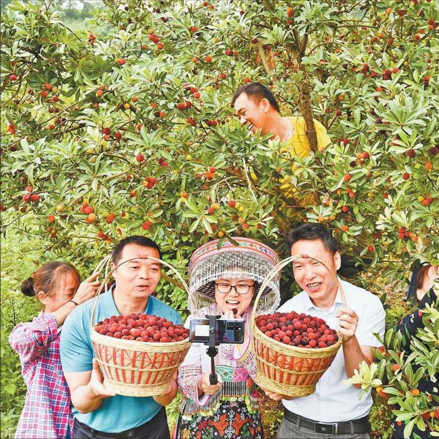 ��ȫ��(gu��)Óؚ����(ji��n)���M(j��n)ֱ����؛�� 6��18�գ�ȫ��(gu��)Óؚ����(ji��n)���M(j��n)��(g��)��ꐇ�(gu��)��(qi��ng)��ǰ����һ���鮔(d��ng)?sh��)؃?y��u)�|(zh��)��÷ֱ����؛��� �z