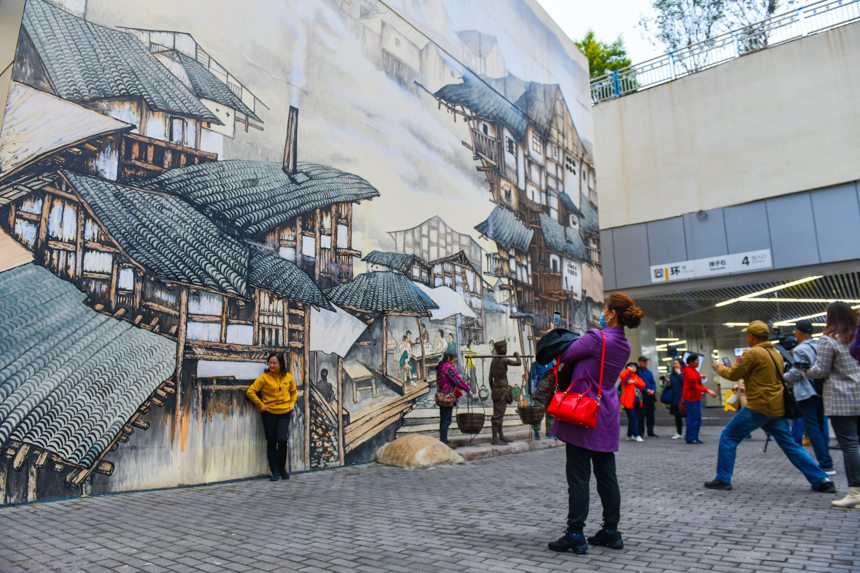 �ؑc܉����ͨ����ʯվ4̖�����������ο�ǰ�����������u���z