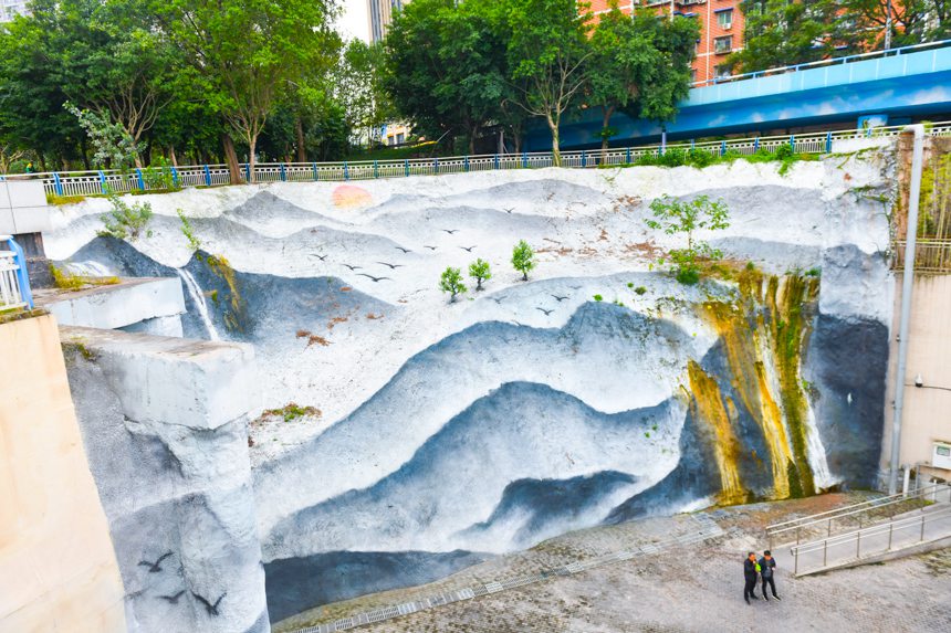 �ؑc܉����ͨ����ʯվ4̖(h��o)���������_(d��)10�׵�ˮ�������L�ƳɃɷ����ͱڮ�����������܉��վ��߅�h(hu��n)����߀�γ���һ��(g��)�µľW(w��ng)�t���c(di��n)���u���z