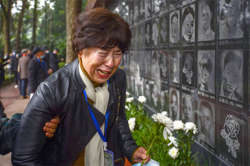 11��27�գ���ʿ�H���ְֳ׾վ����H�����S׿�z