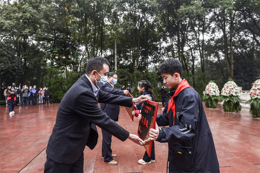 ���(d��ng)�F(xi��n)��(ch��ng)��t�r���(du��)�M(j��n)�����������S׿�z