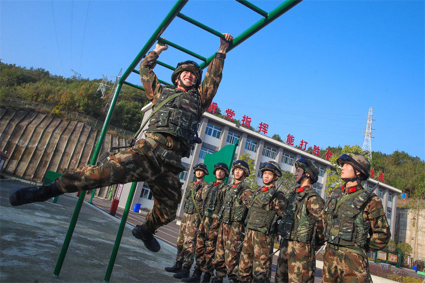 �侯�ٱ��M���y��ͨ�^����Ӗ(x��n)�������z