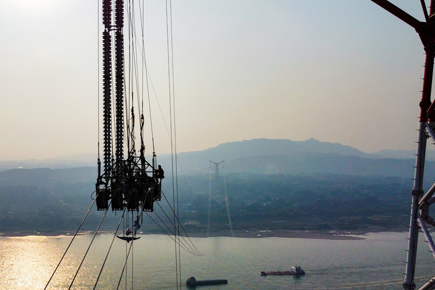 ���Q��-���K��800ǧ���ظ߉�ֱ��ݔ늾�·���ؑc��������L�����Խ�����h(yu��n)ƽ�z