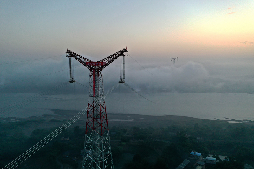 ���Q��-���K��800ǧ���ظ߉�ֱ��ݔ늾�·���ؑc��������L�����Խ������ȫ�z