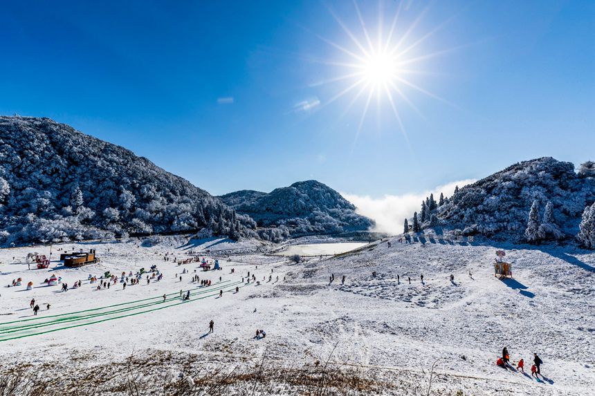 �ο��ڽ��ɽ��ѩ���M����ѩ��Ȥ��������z