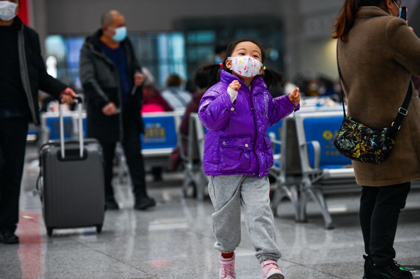 1��17�գ��ؑc��վ��܇��d���_�ĵ�С�������u���z