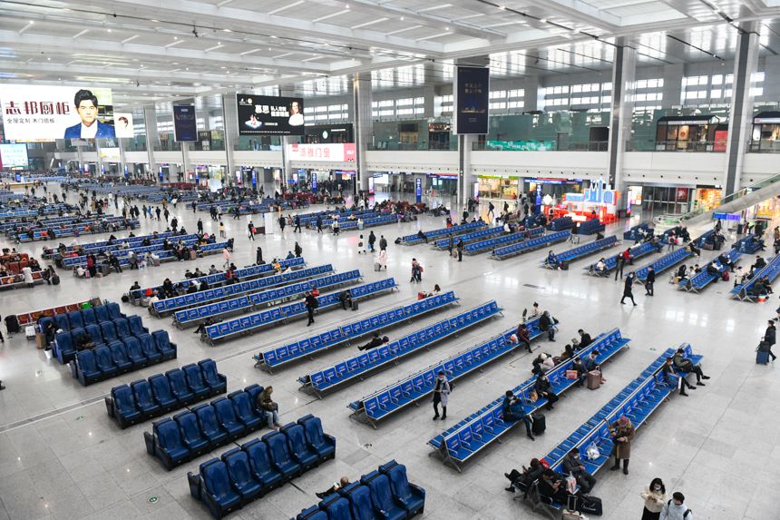 1��17�����ؑc��վ��܇��d��(n��i)���ÿ͂��������܇���u���z