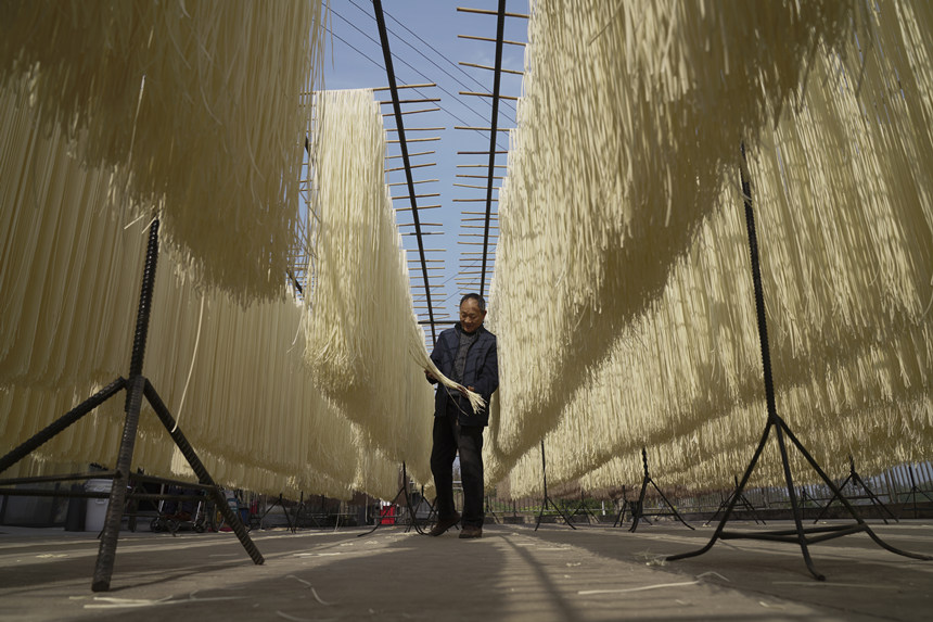 �����ˆT�����������s���ֹ��湩��(y��ng)��(ji��)���Ј�����͢���z