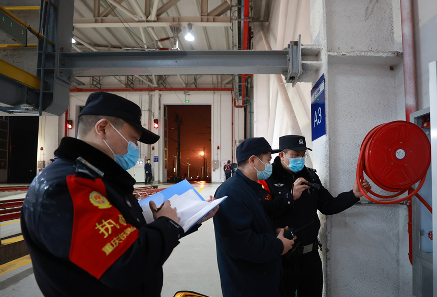 Ƚ�º�ͬ����܇�z����������ȫ�M�Йz�������z