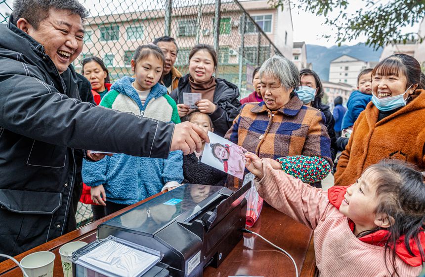 ־Ը�߬F(xi��n)����ӡ��Ƭ�ͽo��������������z