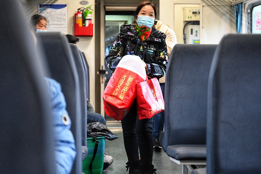 �˿�������؛��������܇�������z