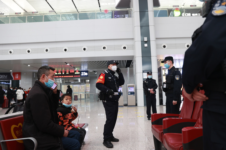 �񾯎����ÿ��һ���ɢ�ĺ�����