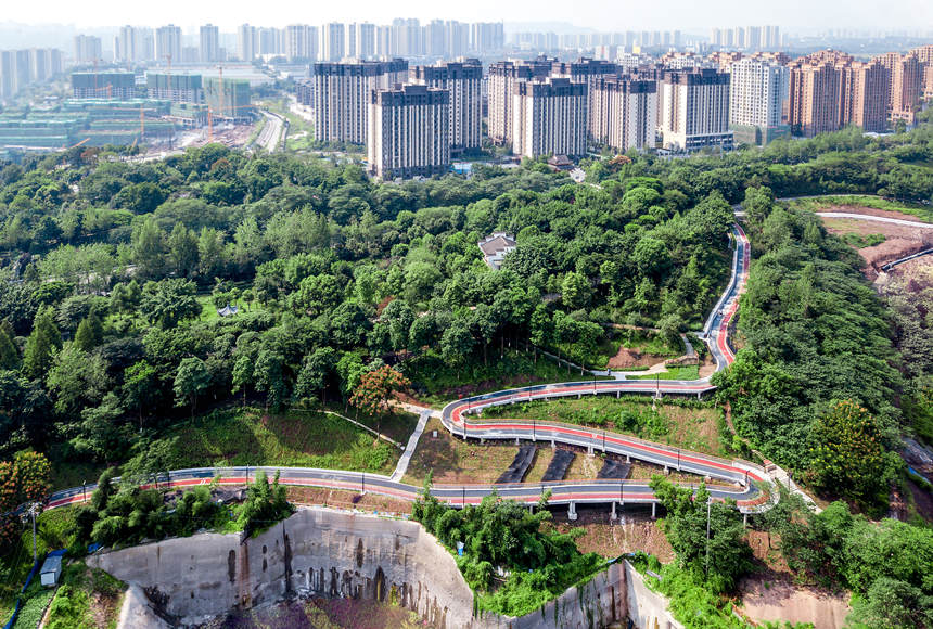 ����¾�ɽ�ǲ�����Ч��(li��n)���¾��vʷ�����YԴ�����ľ��^��