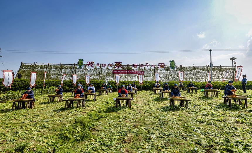 ���g���^��ե���h�����S�Ӕz