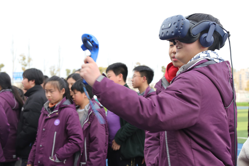 �ؑc��WӋ��C�WԺ�ṩ��VR�����w�����Ԋ�єz