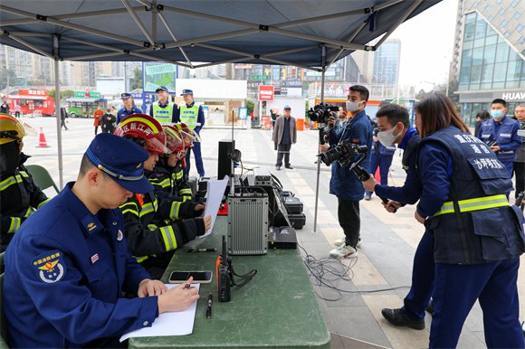 ��(y��ng)���������ӌ���(zh��n)�ݾ��F(xi��n)�� �ɽ��^(q��)������Ԯ֧꠹��D