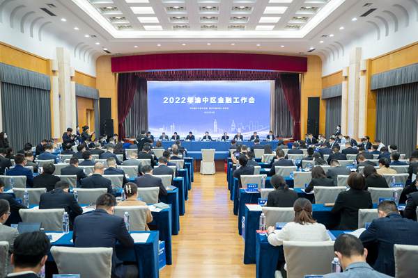 ���У����m(x��)�������ڡ��������ơ�