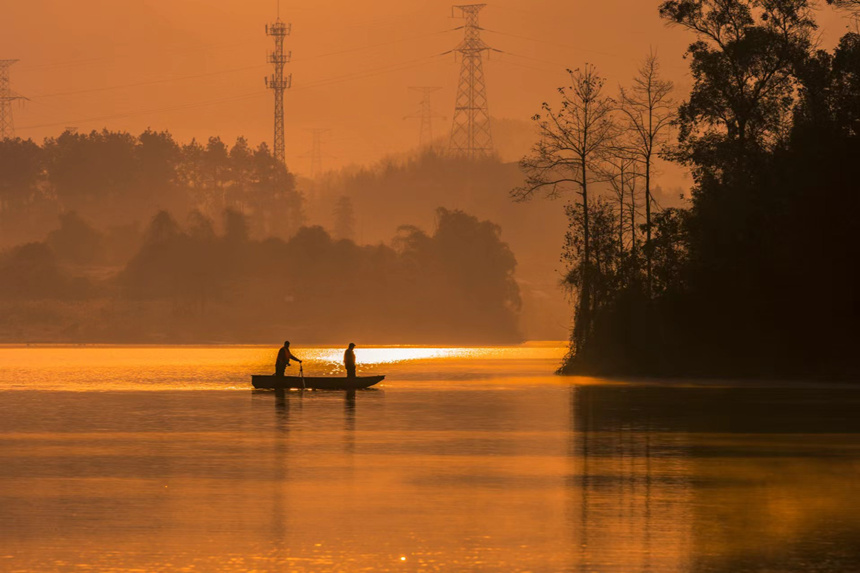 �����ˆT�ڝ������Ư���ؑc��ƽ�p�����(gu��)�ҝ�ع��@���D