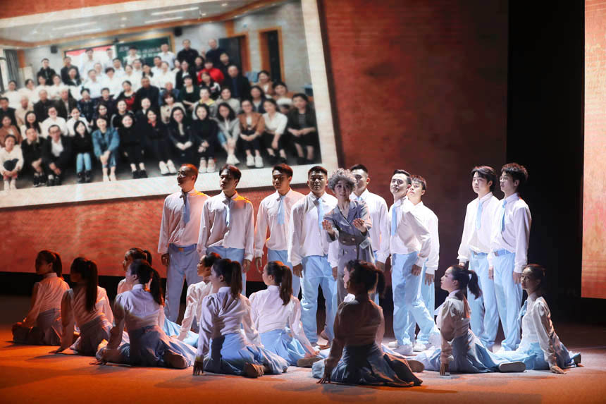 �赸�����������~���(y��ng)�z