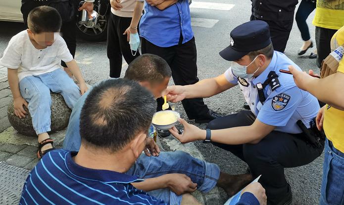 �����I���ڽ��^ �񾯶���ιʳ