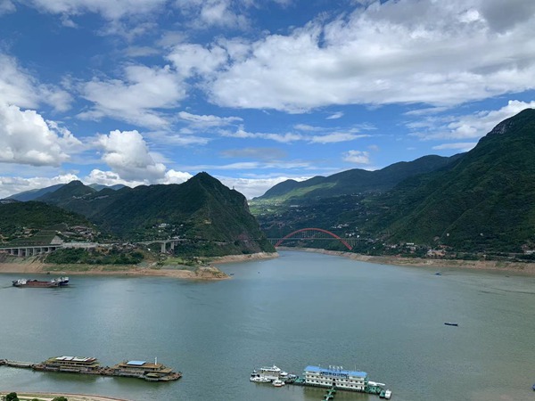 ��ɽ�L(f��ng)���� �Xޱޱ�z