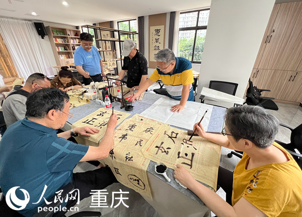 ���������Ѕ^(q��)ʯ��·�ֵ���(l��)����^(q��)�hȺ����(w��)���ą��ӕ�(sh��)�����(d��ng)������W(w��ng) ����z