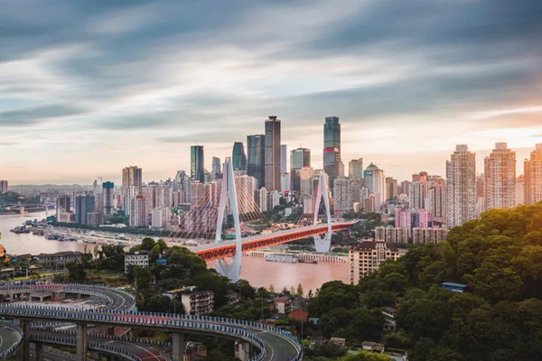 �ؑc�O��ɽ�س������ԡ���ͬ�����H���D