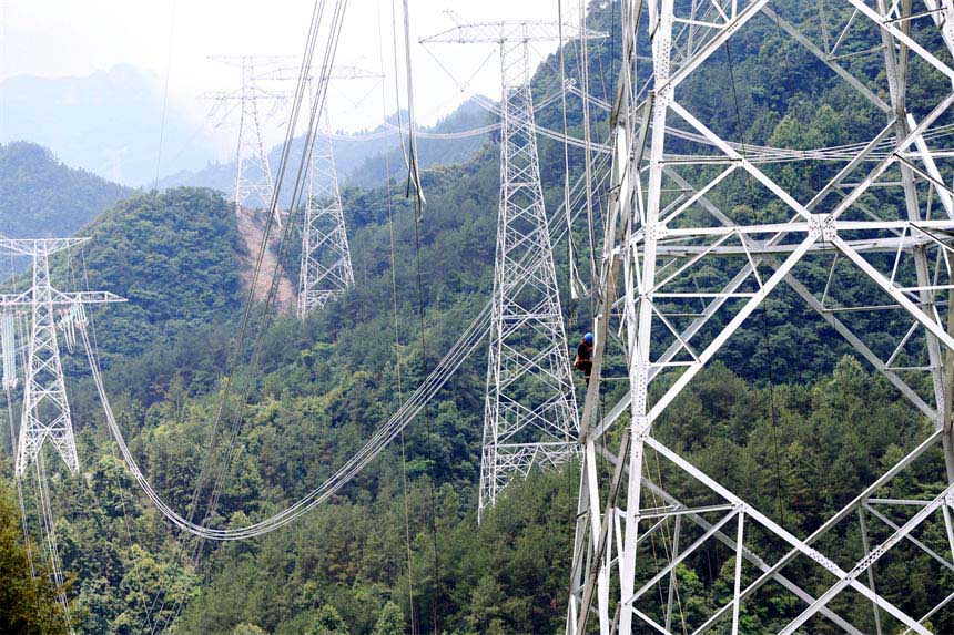 ���Q�����㽭��800ǧ���ظ߉�ֱ��ݔ늹����ؑcǭ���ֶ�ʩ���F(xi��n)��(ch��ng)�������ڸ߿����I(y��)�������z