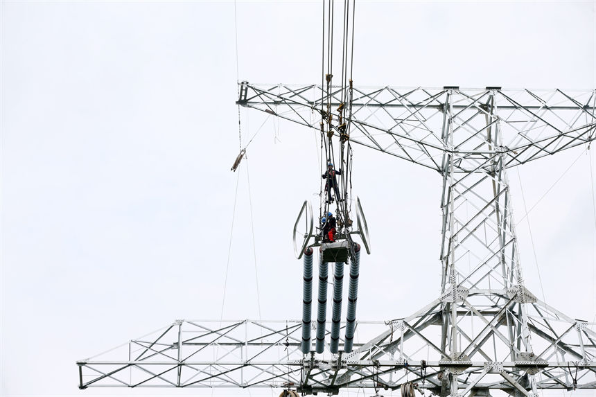 ���Q�����㽭��800ǧ���ظ߉�ֱ��ݔ늹����ؑcǭ���ֶ�ʩ���F(xi��n)���������ڸ߿����I(y��)�������z