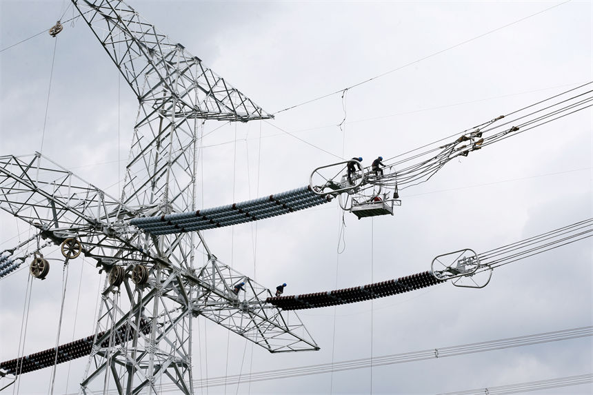 ���Q�����㽭��800ǧ���ظ߉�ֱ��ݔ늹����ؑcǭ���ֶ�ʩ���F(xi��n)��(ch��ng)�������ڸ߿����I(y��)�� �����z