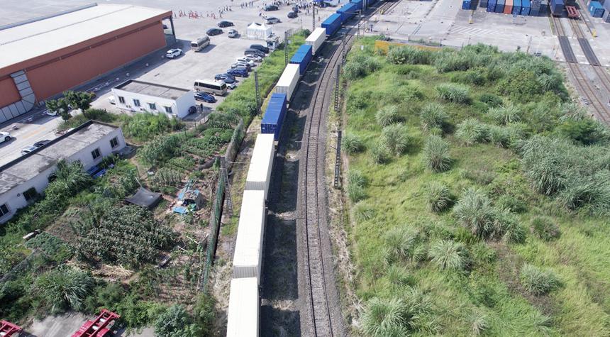 6��30������9�c50���������КW���У����壩���ؑc�F(tu��n)�Y(ji��)������վ���ɶ����H�F·�ۡ�����������ɵ��КW������Ӌ�_����ͻ��2�f�д��P(gu��n)�������� �z