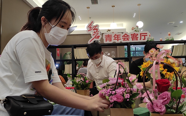 �廨��ӬF(xi��n)���������F(tu��n)ɳƺ�΅^(q��)ί���D