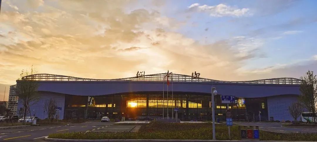 仙女山機(jī)場(chǎng) 來(lái)源:重慶飛