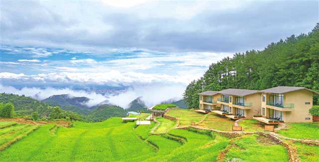墊江全力打造都市度假的核心承載地，山地運動的體驗地，溫泉康養(yǎng)的目的地，山居生活的體驗地。（圖為全國甲級旅游民宿 墊江“飛蔦集——巴谷·宿集”）